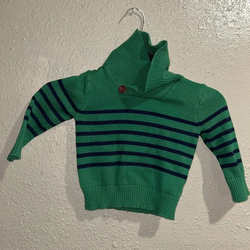 Button shawl pullover green and blue sz 18-24 M
